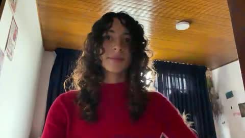 Snapshot of camille_delrey chatting on 02/11/25, 06:55 Camille online show from 02/11/25, 06:55