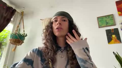 Snapshot of camille_delrey chatting on 11/06/25, 06:31 Camille online show from 11/06/25, 06:31