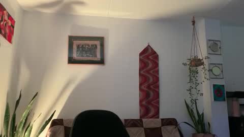  Camille   online show from 05/08/26, 10:59