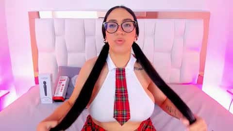 Camille online show from 11/28/25, 01:58