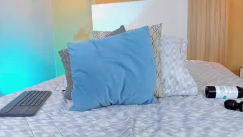 Camille Lynn online show from 02/25/25, 11:08