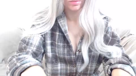 CamilleBunny online show from 05/28/26, 03:04