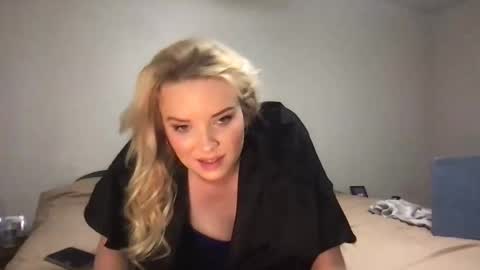 camilleclairexo online show from 04/05/26, 03:15