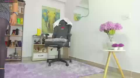 camillevega_01 online show from 01/10/26, 04:14