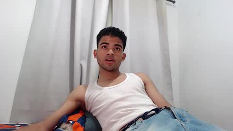 camillo_beischel_ online show from 09/19/25, 07:03