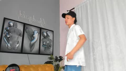 Camillo Virgil online show from 12/22/25, 11:18