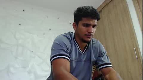 camilo_contre21 online show from 10/24/25, 09:33