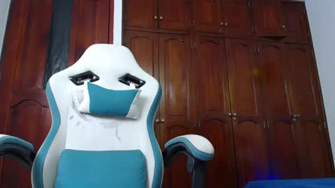 camilo_contre21 online show from 07/01/26, 07:13