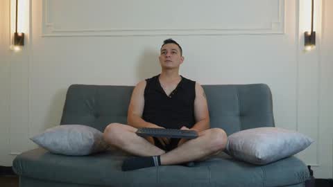 Camilo online show from 01/14/25, 01:17