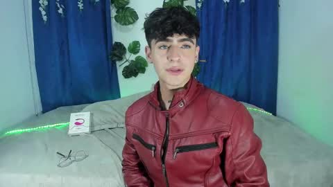 Snapshot of camilo_xcam chatting on 03/10/25, 08:56 CAMILO online show from 03/10/25, 08:56