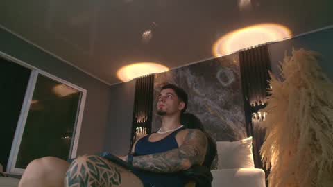 Snapshot of camiloalvarezzz3 chatting on 06/30/26, 03:18 CAMILO online show from 06/30/26, 03:18