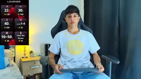 Snapshot of camilobass_ chatting on 06/14/26, 01:36 Camilo Bass online show from 06/14/26, 01:36