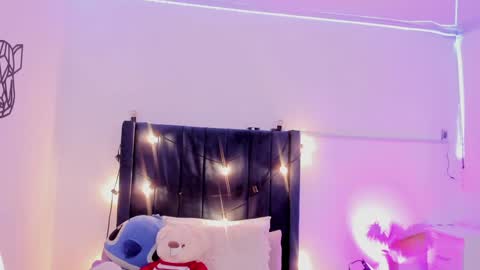 Snapshot of camilodoumit chatting on 02/03/25, 05:14 CamiloDoumit online show from 02/03/25, 05:14