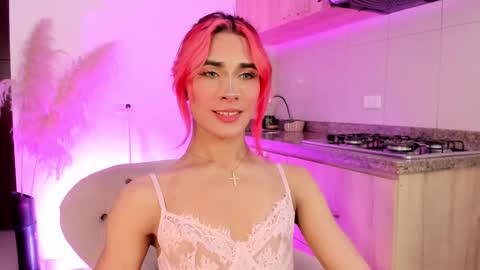 Snapshot of camilodoumit chatting on 11/26/25, 04:24 CamiloDoumit online show from 11/26/25, 04:24