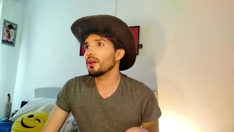 camilo online show from 12/01/25, 08:03