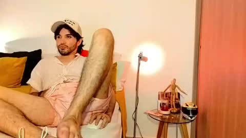 Snapshot of camilosaennz chatting on 07/10/26, 03:11 camilo online show from 07/10/26, 03:11