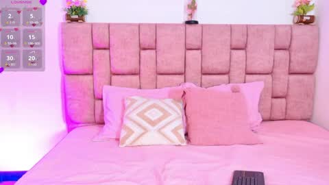 camiluxe online show from 01/08/26, 08:44