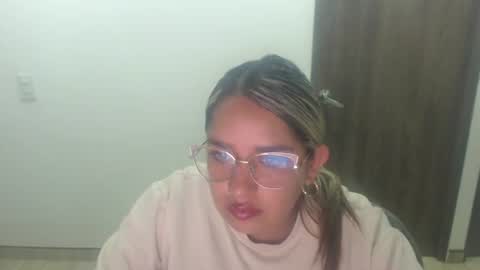 camivilla393140 online show from 07/07/26, 10:30