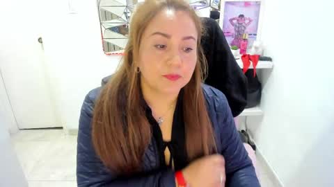 camixxx_m online show from 05/25/26, 11:16