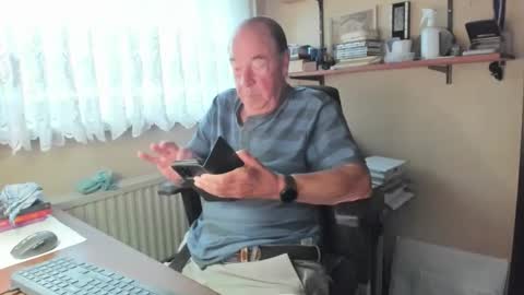 Cammee online show from 09/26/25, 06:17