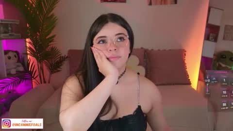   Lets reach 200 thumbs up  online show from 10/18/25, 03:24