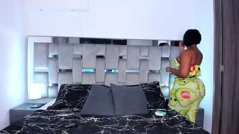 Camila online show from 03/08/25, 03:24