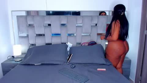 Camila online show from 10/07/25, 03:31