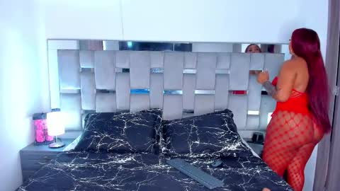 Camila online show from 12/04/25, 04:27