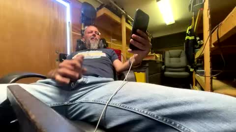 Chris online show from 04/25/26, 12:24