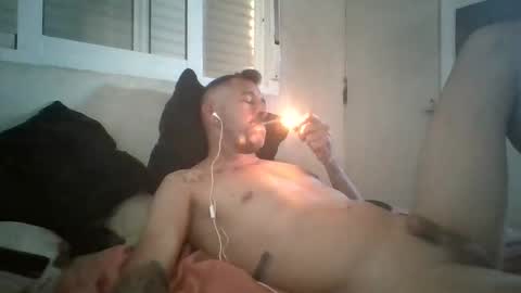 Snapshot of canary_braun chatting on 10/05/25, 08:12 canary_braun online show from 10/05/25, 08:12