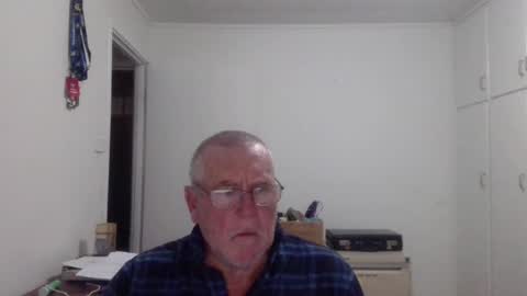 Snapshot of canberian chatting on 06/19/26, 11:19 Canberian online show from 06/19/26, 11:19