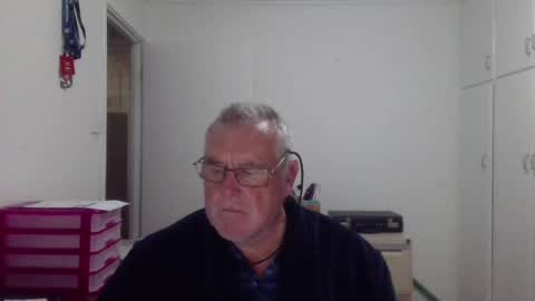 Snapshot of canberian chatting on 07/20/26, 11:40 Canberian online show from 07/20/26, 11:40