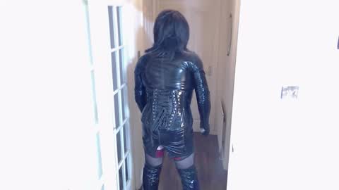 candi smokes online show from 03/24/26, 02:11