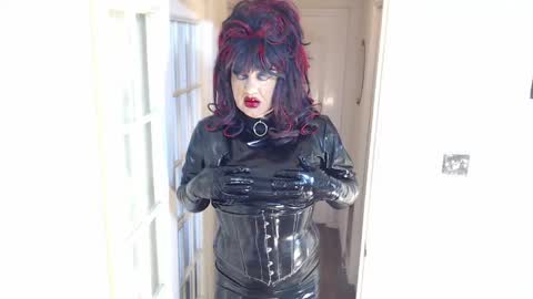 candi smokes online show from 04/07/26, 01:00