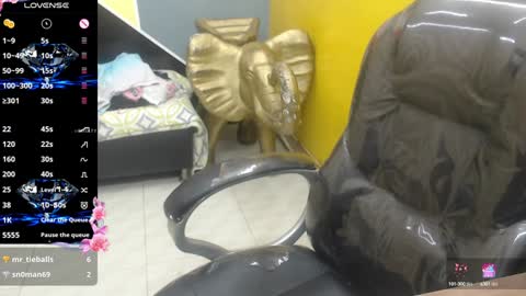 Snapshot of candiapole chatting on 01/24/25, 03:45 Candy online show from 01/24/25, 03:45