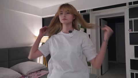 candicemedine online show from 05/18/26, 06:03