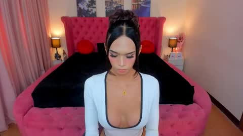 CandiceWilson online show from 05/24/26, 07:57