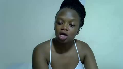 candiemaya online show from 01/14/26, 06:30