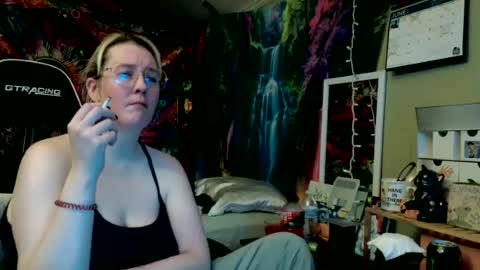 Candi online show from 06/18/26, 06:02