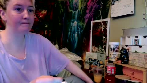 Candi online show from 06/24/26, 10:31