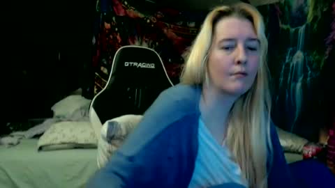 Candi online show from 06/27/26, 12:22