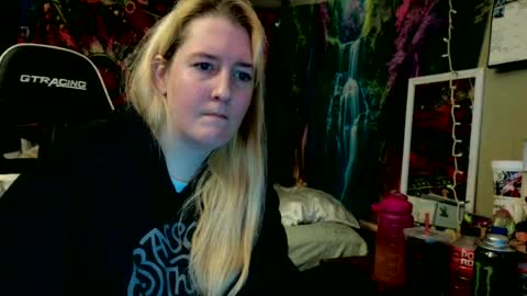 Candi online show from 07/01/26, 03:41