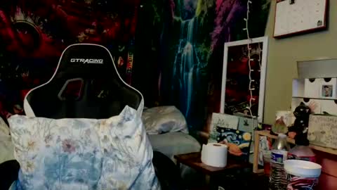 Candi online show from 07/11/26, 08:17