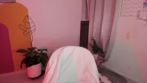   online show from 12/10/24, 01:54