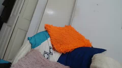 Snapshot of candy_cumy1 chatting on 12/24/24, 10:44 Dayan Camila online show from 12/24/24, 10:44