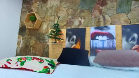 Jolie online show from 12/16/25, 08:14