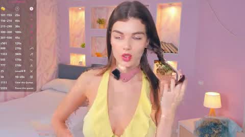 Flora online show from 03/23/26, 07:01