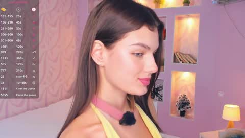 Flora online show from 04/16/26, 07:09