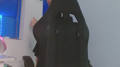 candy_giuliana21 online show from 06/24/26, 02:10