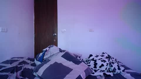 Candy  Grey online show from 10/18/25, 05:35